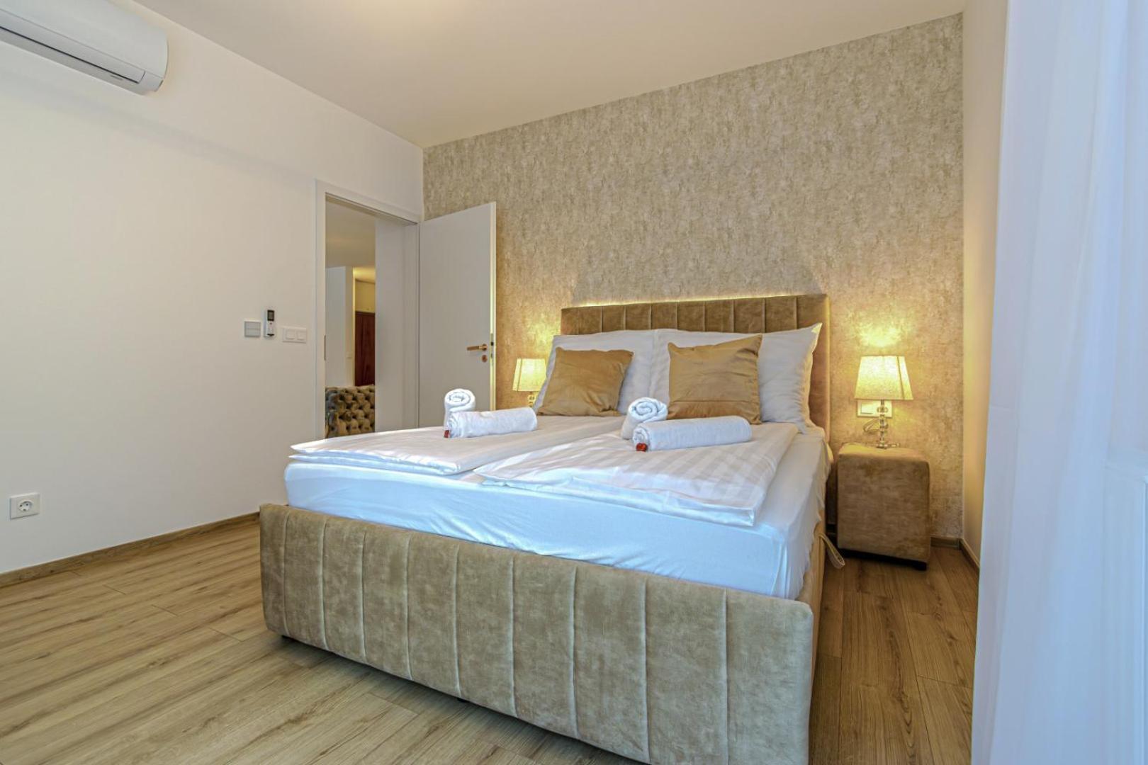 Apartament Dioro Luxury Budapest- Steps From The Danube ,free Parking
