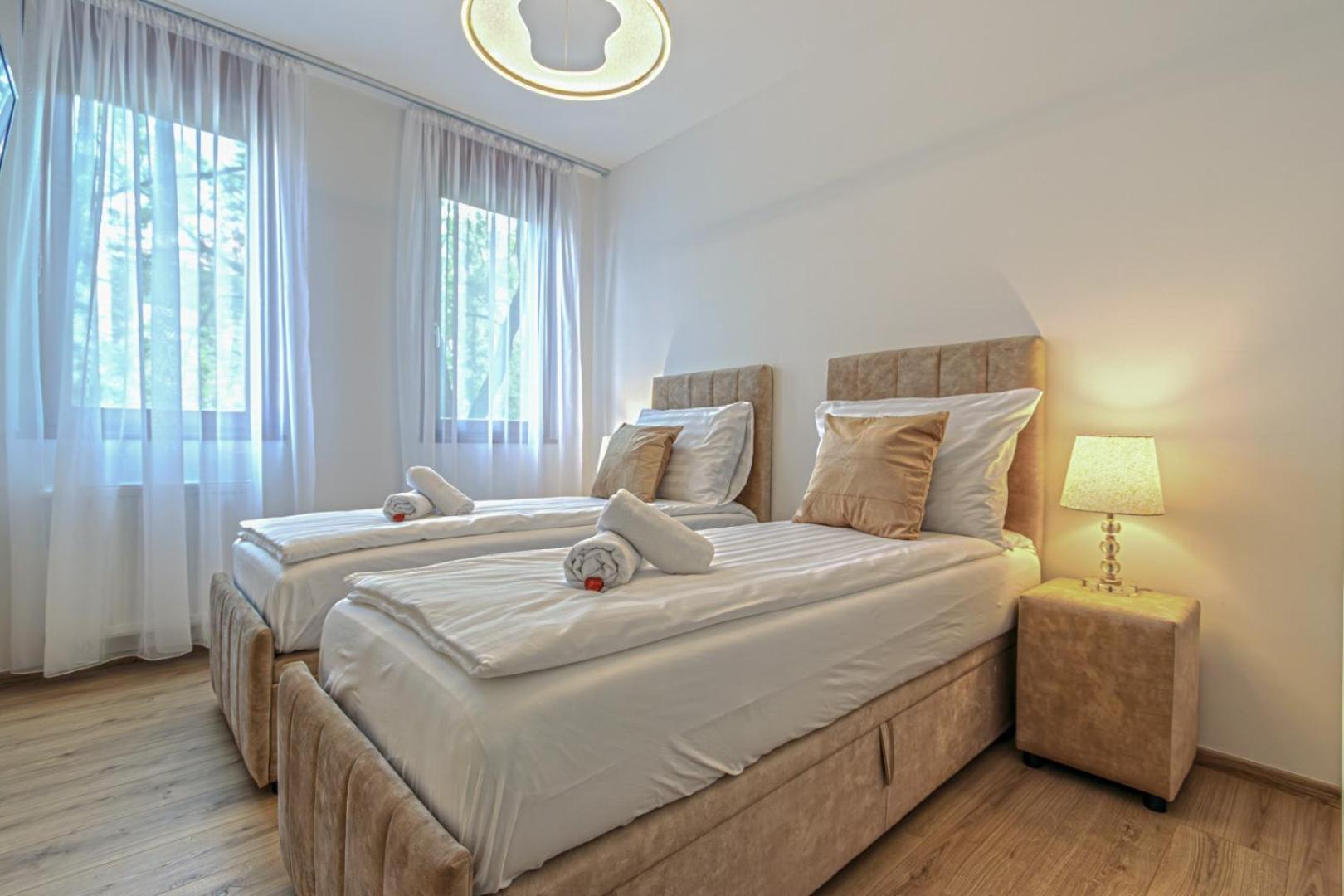 Apartament Dioro Luxury Budapest- Steps From The Danube ,free Parking